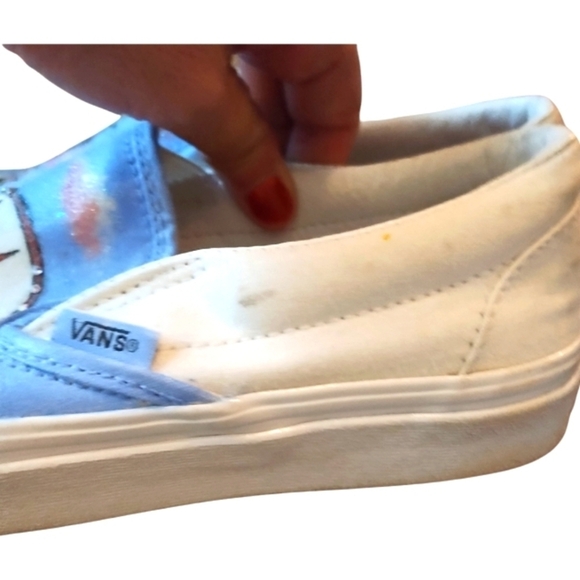 Vans  Mickey Mouse And Magic Kingdom Hand Painted - Picture 14 of 15